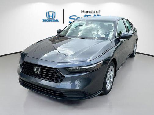 2025 Honda Accord LX 1.5T
