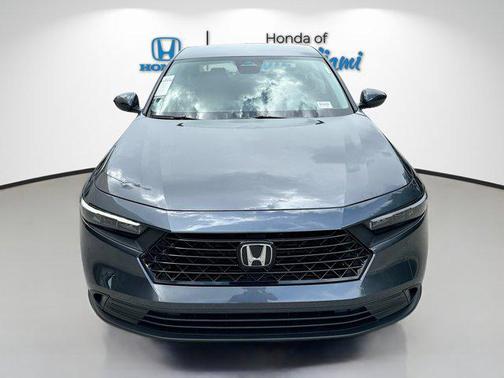 2025 Honda Accord LX 1.5T
