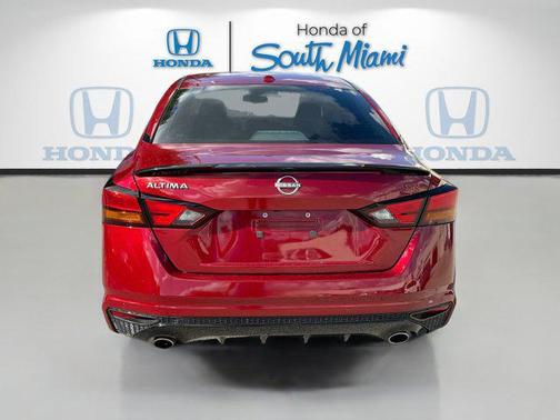 2024 Nissan Altima SR FWD