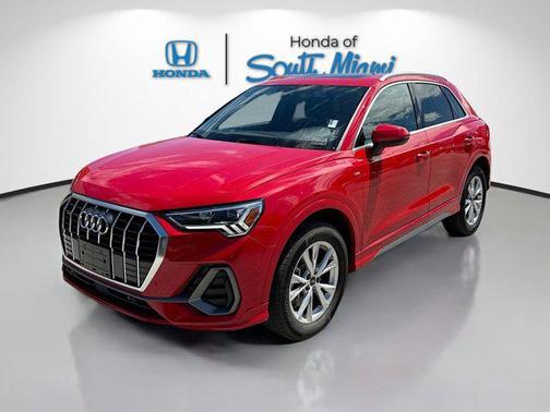 2023 Audi Q3 Premium 45 TFSI S line quattro Tiptronic