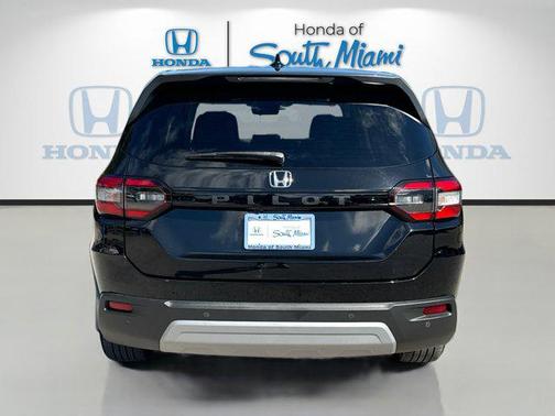 2023 Honda Pilot 2WD EX-L 8 Passenger
