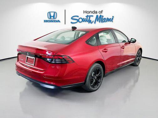 2025 Honda Accord Sport SE 1.5T