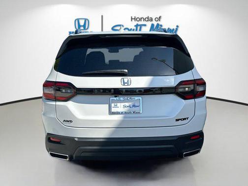 2025 Honda Pilot Sport