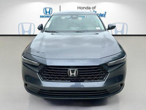 2025 Honda Accord LX 1.5T