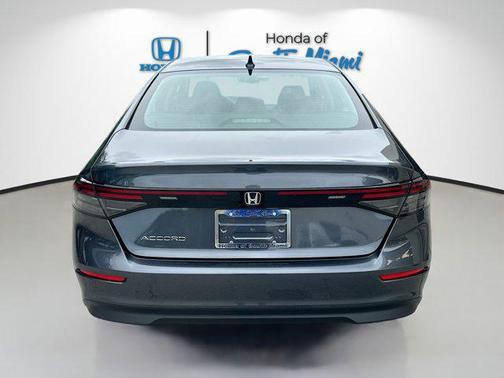 2025 Honda Accord LX 1.5T