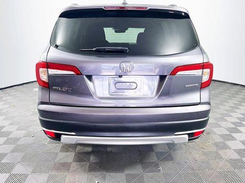 2021 Honda Pilot Touring 8-Passenger
