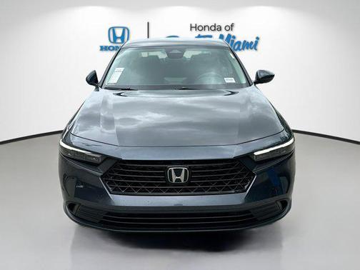 2025 Honda Accord LX 1.5T