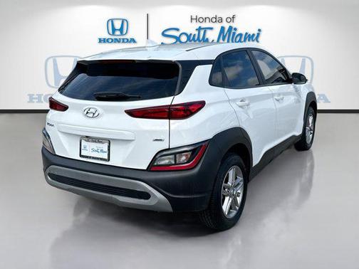 2023 Hyundai KONA SE