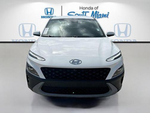 2023 Hyundai KONA SE