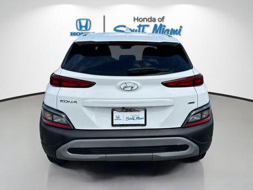 2023 Hyundai KONA SE