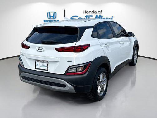2023 Hyundai KONA SE