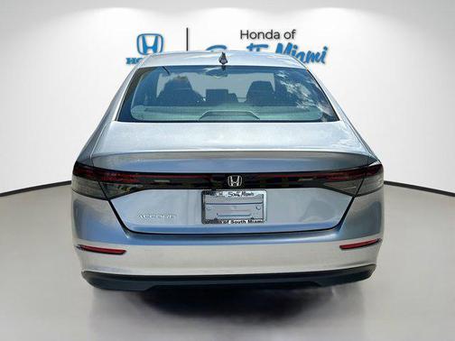 2025 Honda Accord LX 1.5T