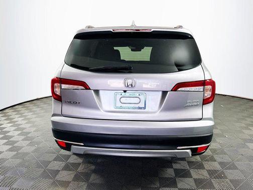 2022 Honda Pilot AWD Elite
