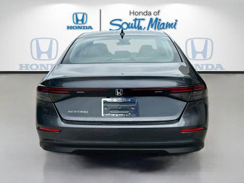 2025 Honda Accord LX 1.5T