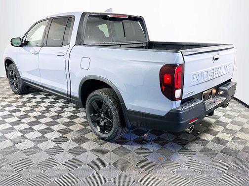 2025 Honda Ridgeline Black