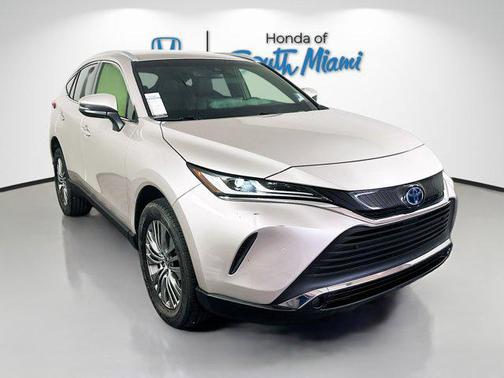 2022 Toyota Venza LE