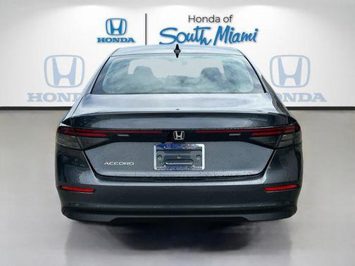 2025 Honda Accord LX 1.5T