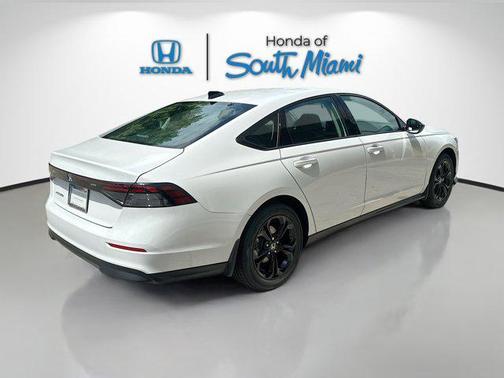 2025 Honda Accord Sport SE 1.5T