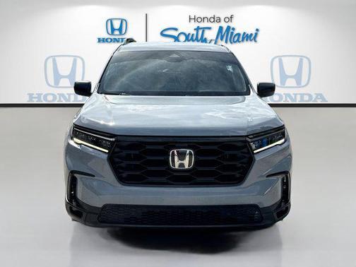 2023 Honda Pilot AWD Sport