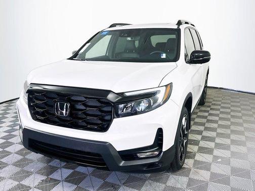 2023 Honda Passport AWD Elite