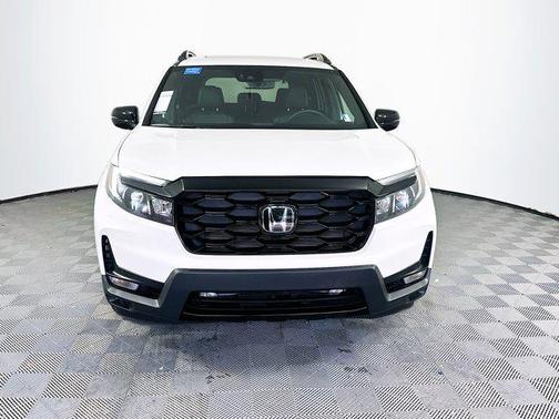 2023 Honda Passport AWD Elite