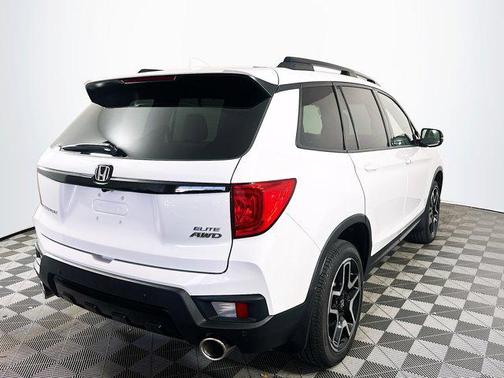 2023 Honda Passport AWD Elite