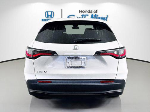 2026 Honda HR-V LX
