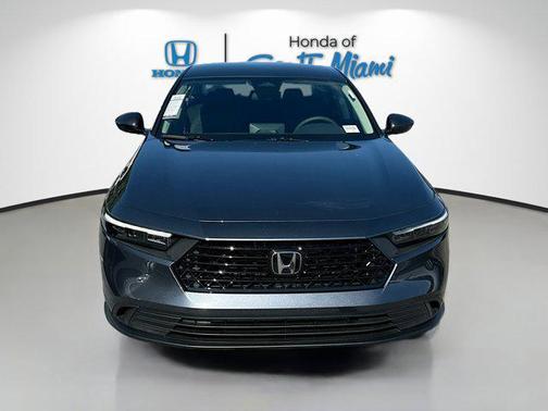 2025 Honda Accord LX 1.5T