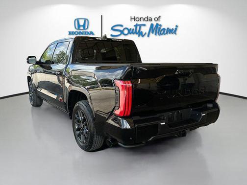 2024 Toyota Tundra Hybrid Platinum