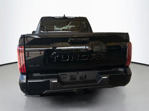 2024 Toyota Tundra Hybrid Platinum