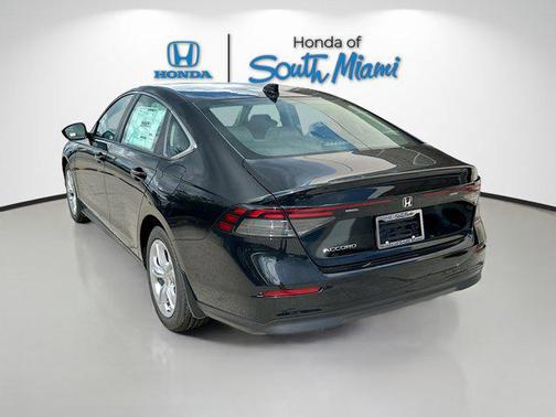 2025 Honda Accord LX 1.5T