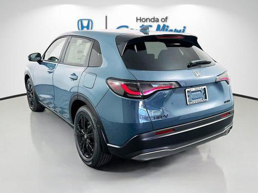 2026 Honda HR-V 2WD Sport