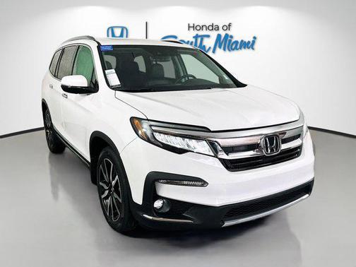 2022 Honda Pilot Touring 8-Passenger