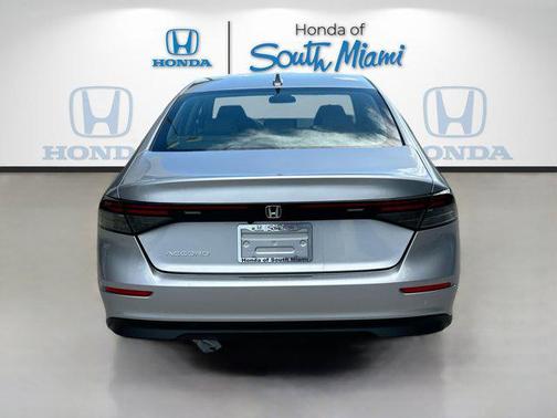 2025 Honda Accord LX 1.5T