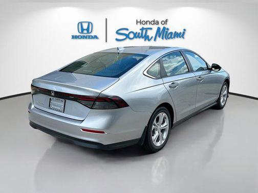 2025 Honda Accord LX 1.5T