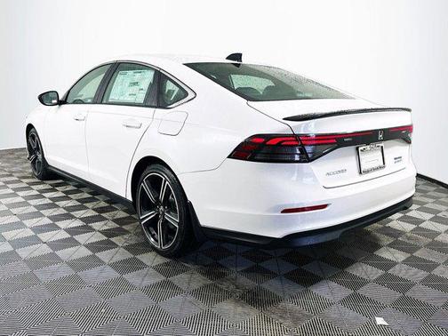 2025 Honda Accord Hybrid Base