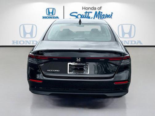 2025 Honda Accord LX 1.5T