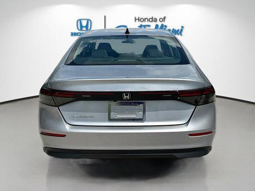 2025 Honda Accord Sport SE 1.5T