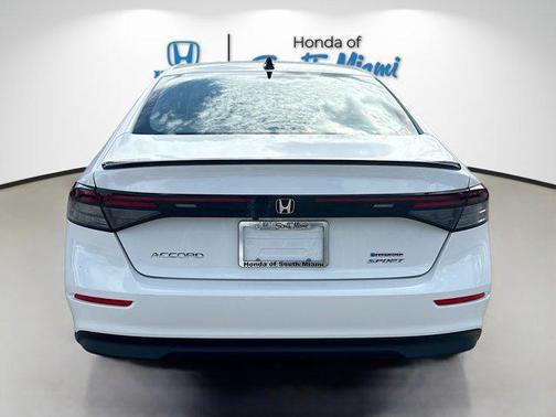 2025 Honda Accord Hybrid Base