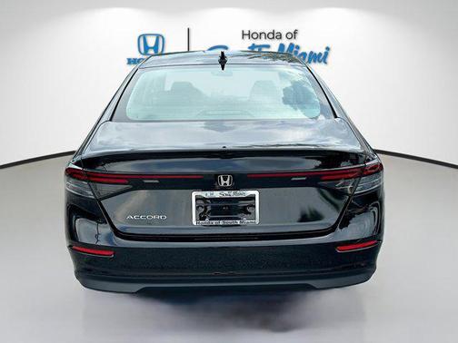 2025 Honda Accord LX 1.5T