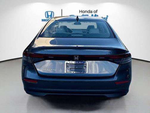 2025 Honda Accord LX 1.5T