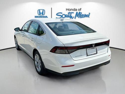 2025 Honda Accord LX 1.5T