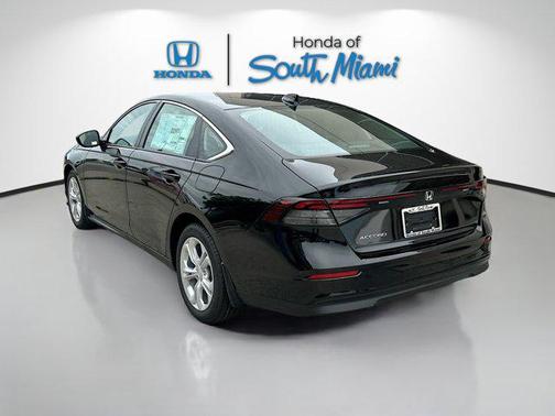2025 Honda Accord LX 1.5T