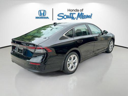 2025 Honda Accord LX 1.5T