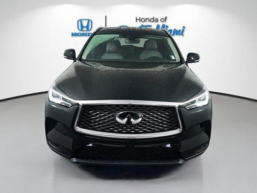 2023 INFINITI QX50 LUXE AWD