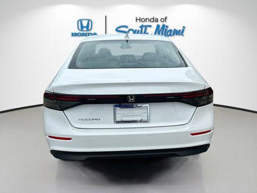 2025 Honda Accord LX 1.5T