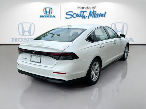 2025 Honda Accord LX 1.5T