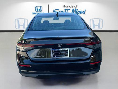 2025 Honda Accord LX 1.5T