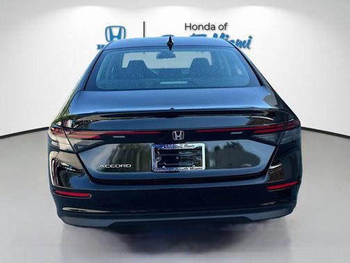 2025 Honda Accord LX 1.5T