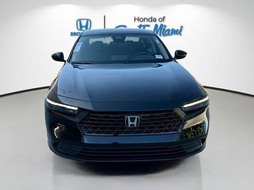 2025 Honda Accord LX 1.5T